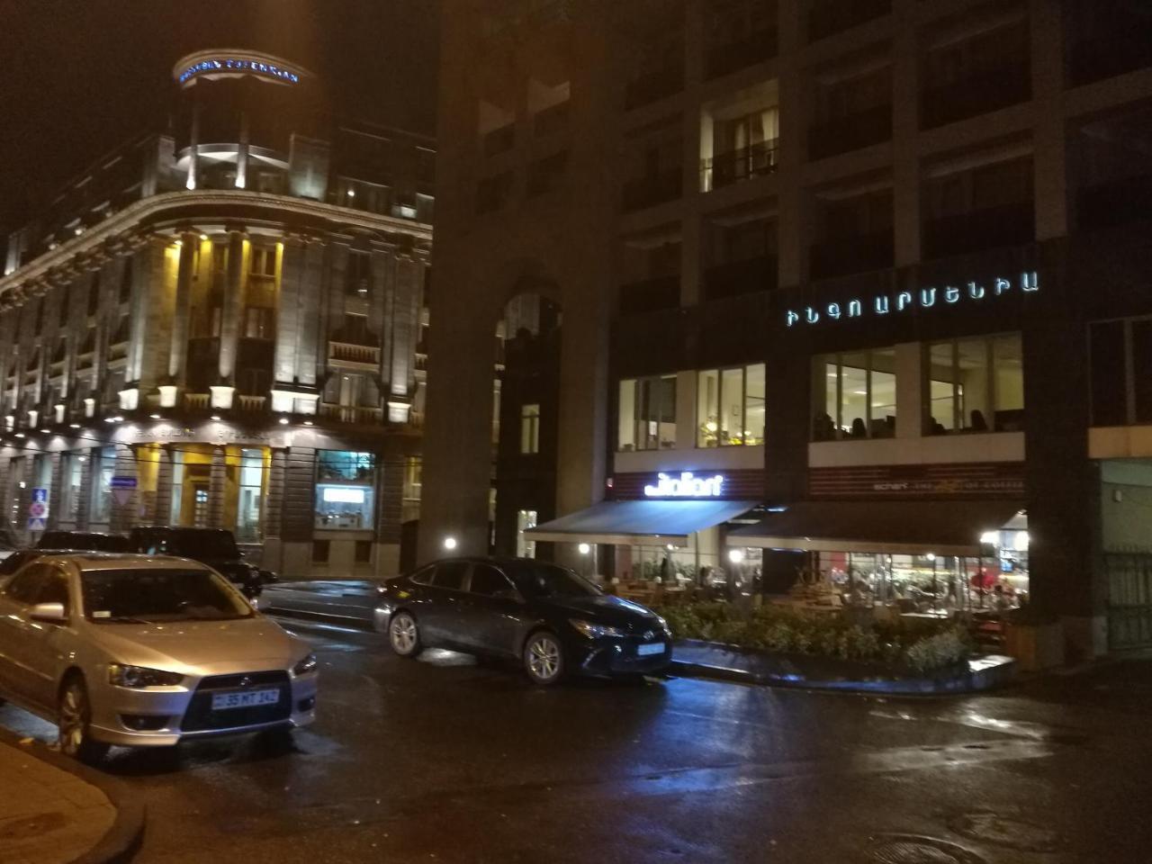 Apartment #1 In The City Center Yerevan Exterior foto